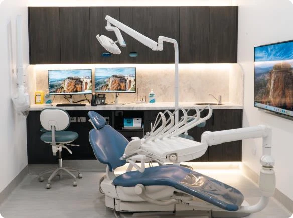 Cosmetic Dentist Putney